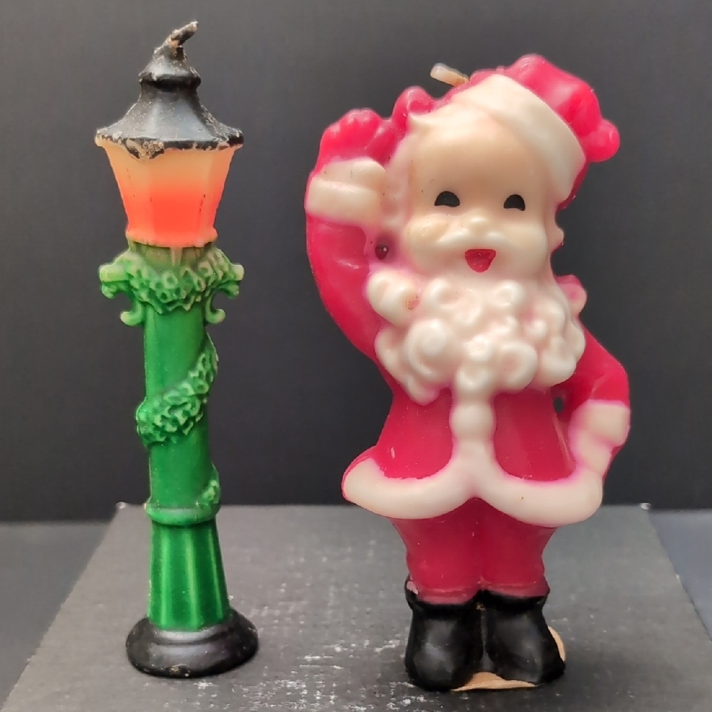 VGT 1950s Gurley Novelty Co,Lot Of 2 Santa Claus and Lamp Post Candle.